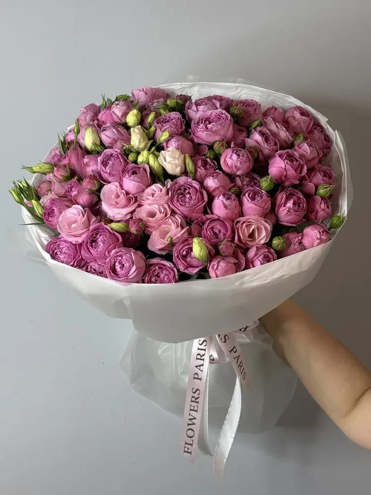  Букет из пионовидных роз с доставкой в Сочи