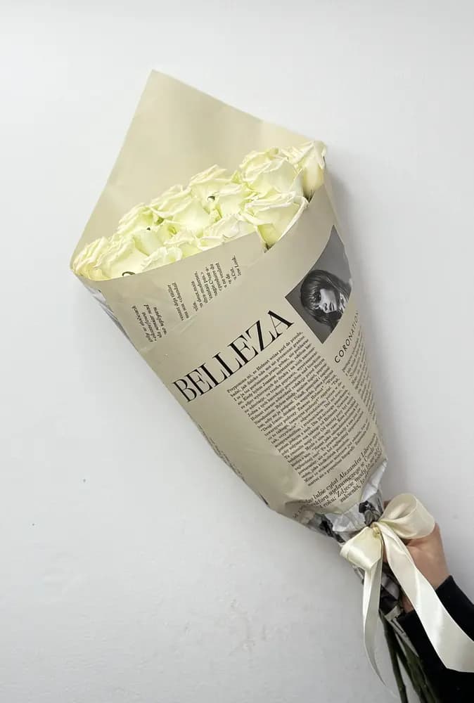 Букет из 15 белых роз с доставкой по Сочи