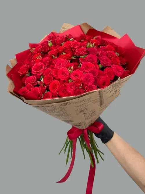 Букет из 15 кустовых роз | Доставка цветов в Сочи